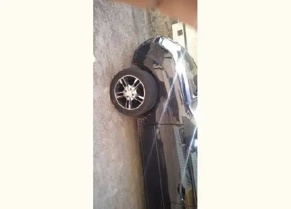 Pneus e rodas