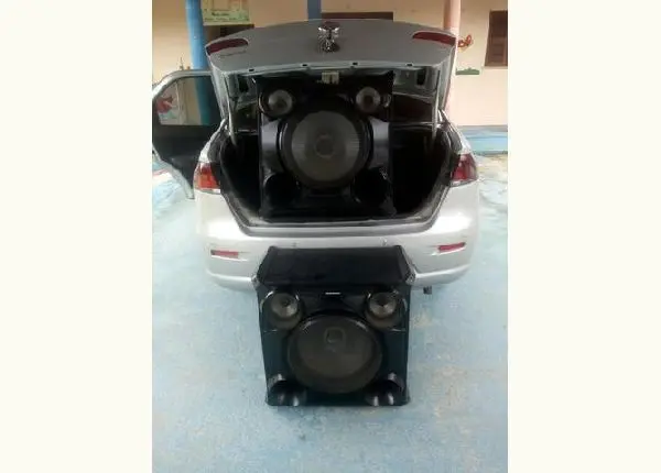 Caxias da som autos falante de (15)