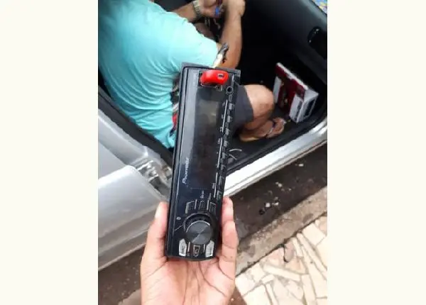 Mp3 pioneer com bluetooth!!