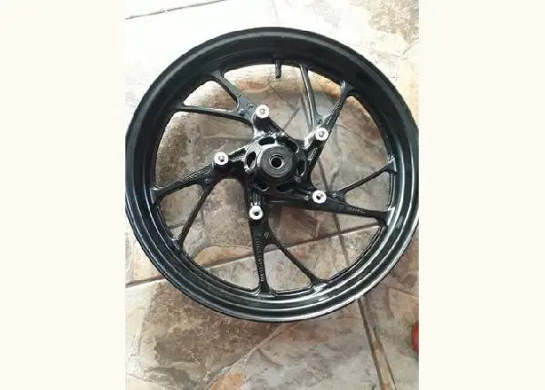 Vendo roda de liga de Twister 2019 e acessorios