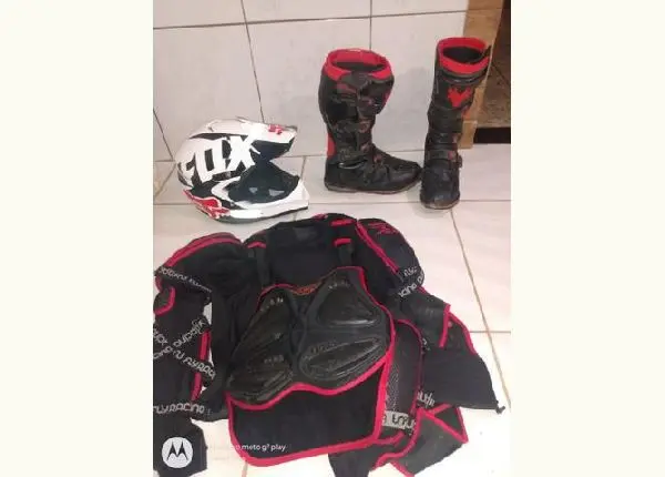 Equipamento motocross trilha de moto