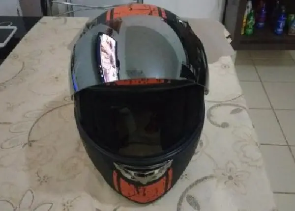 Capacete Kraft n 57 bom estado