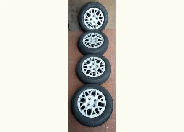 Jogo de Rodas ORIGINAL FORD Aro 14