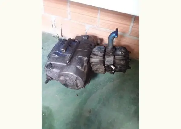 Vendo ou troco 50cc