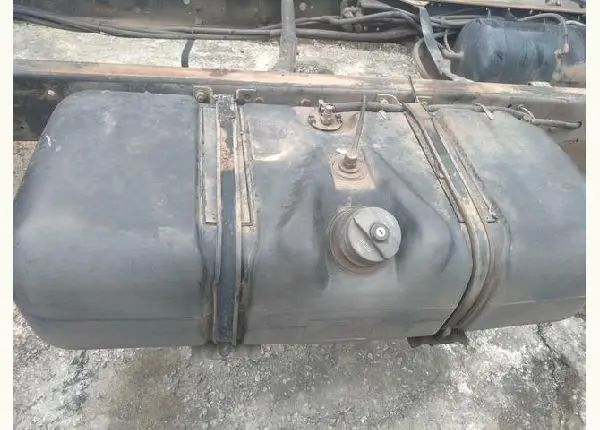 Tanque de plástico Ford cargo 815/816