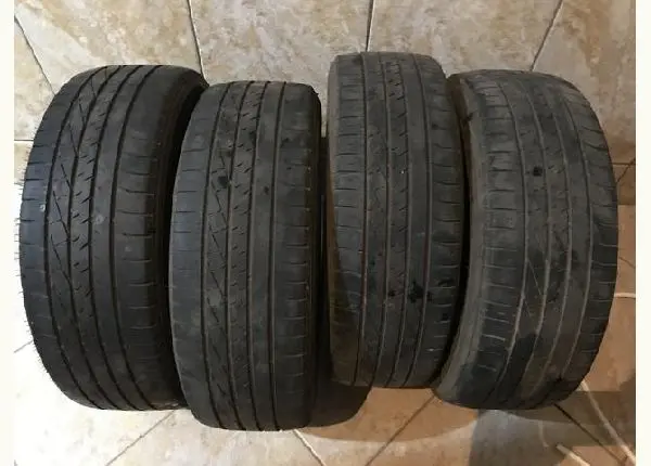 Kit Pneus 185/60 r15