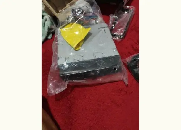 Dvd retrátil pósitron