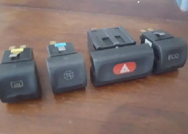 Jogo de botões para Vectra só 80
