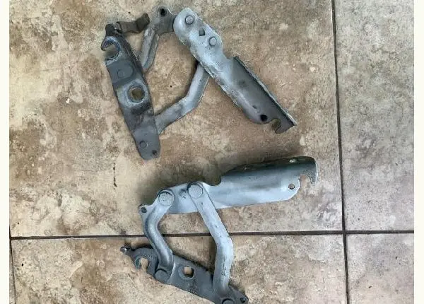 Par de braço capo ford new fiesta original