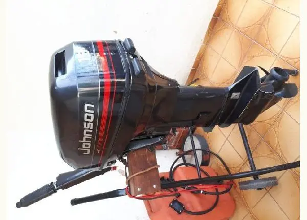 Motor de Popa Jolnson 15 HP (Raridade)