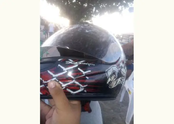 Bem conservado marca (ls2)