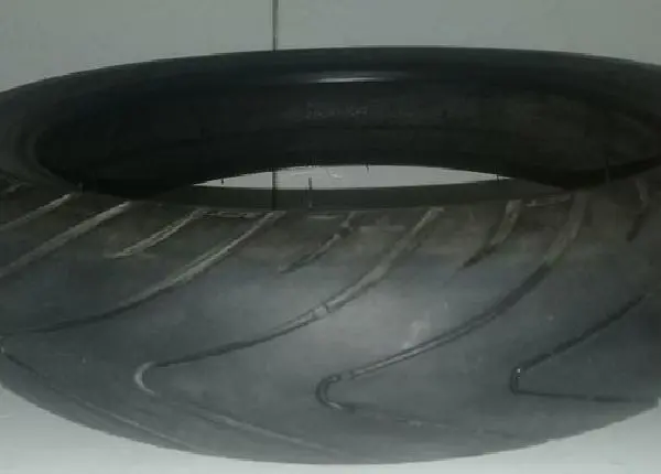 Pneu da hornet 600