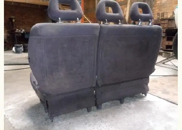 Bancos traseiros da mercedes classe a 160, 190