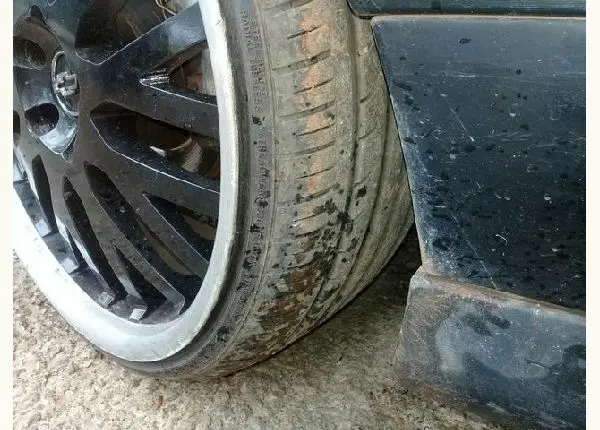 Rodas aro 20 com pneus