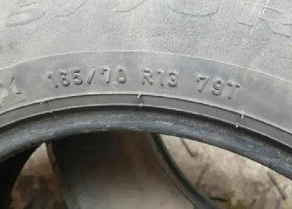 Pneu 165/70/13
