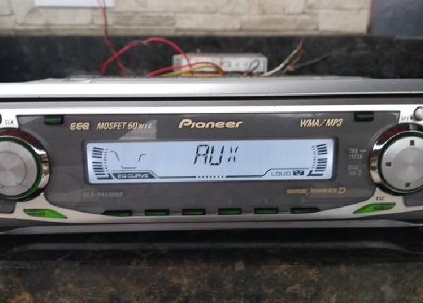 CD Player Pioneer DEH-P4650mp