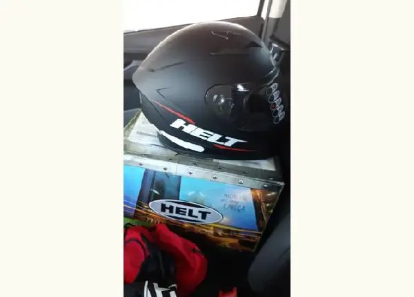 Capacete Helt