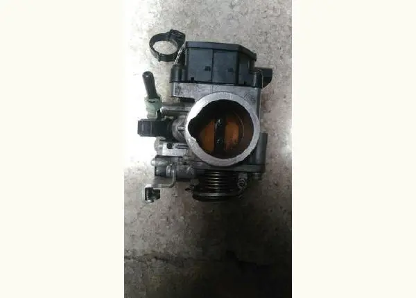 Corpo injeção cb 300