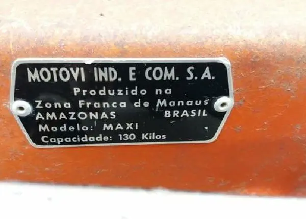 Maxi puch 1979 para restauro não funciona o motor não está travado