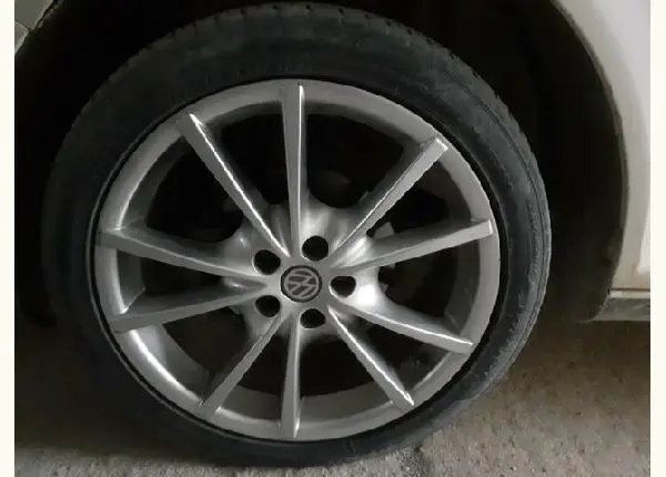 Troco jogo de rodas R17 5 furos por R16 original de golf