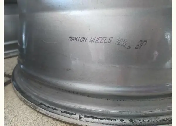 Vendo jogo de rodas, aro 16, originais da Toro