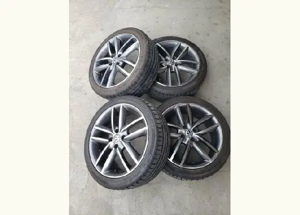 Rodas 17