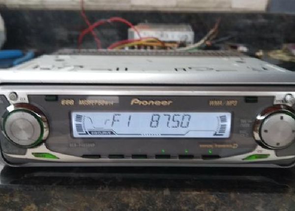 CD Player Pioneer DEH-P4650mp