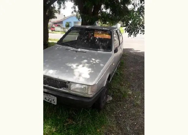 Vendo um uno 91
