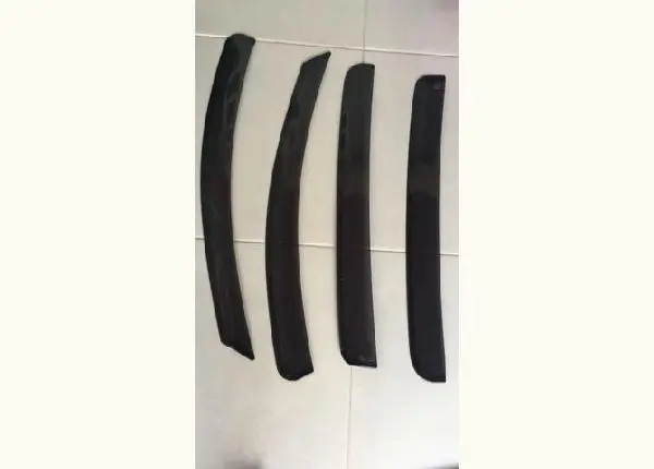 Kit calha de chuva Sandero