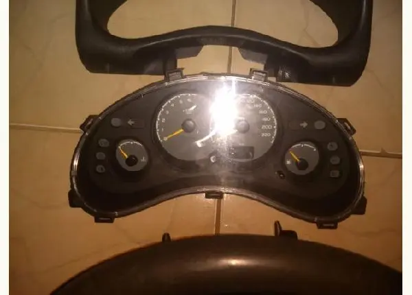 Varias peças do corsa preço a combinar