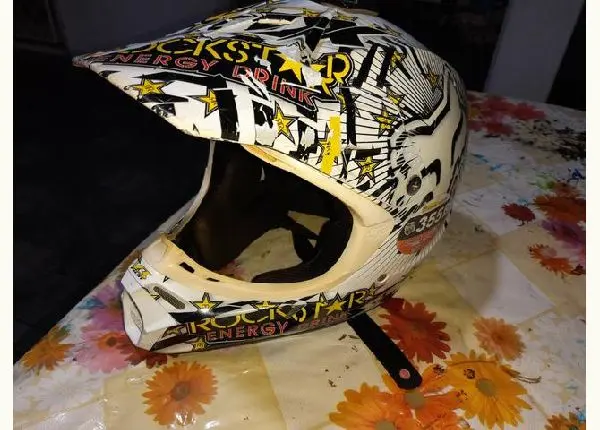 Capacete