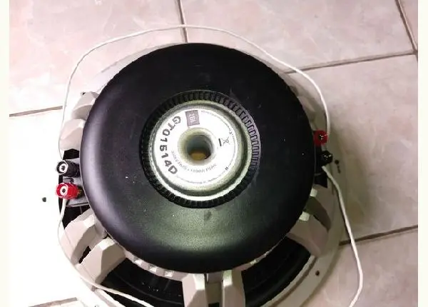 Vendo ou troco auto falante JBL GTO 1514d