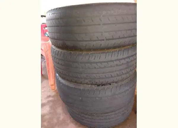 Pneus aro 15 185/690