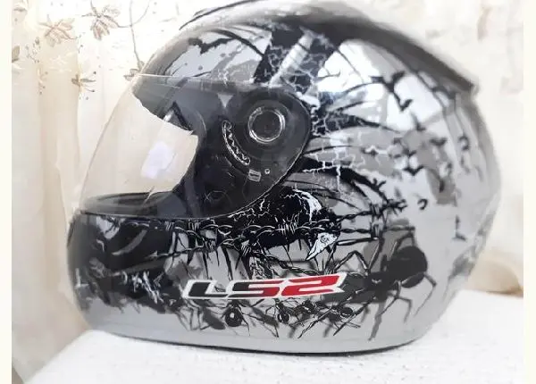 CAPACETE TAM.60 LS 2 R$ 180, 00 