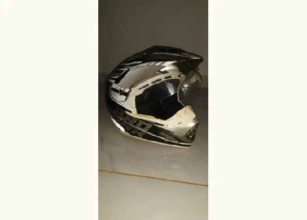 Capacete de cross