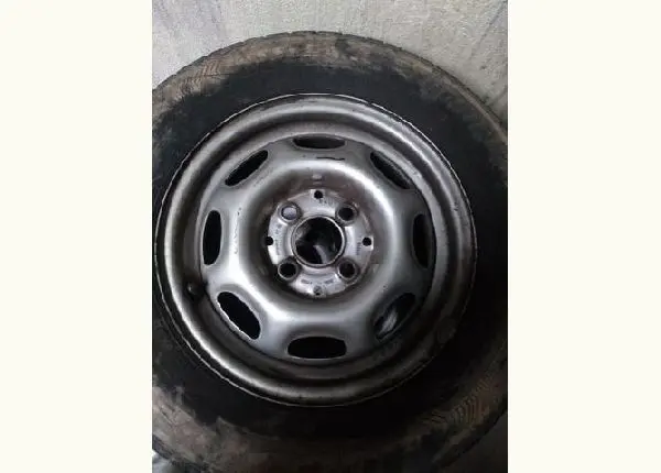 Rodas e pneus 175/70/13