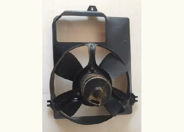 Ventoinha com grade, original gol Parati quadrada