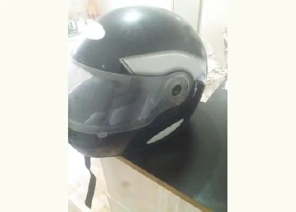 Capacete