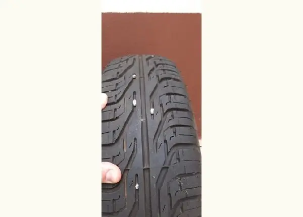 Vendo 2 pneus remold 14