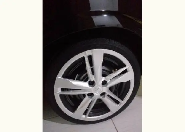 Calotas Nissan adaptada pra qualquer roda de ferro