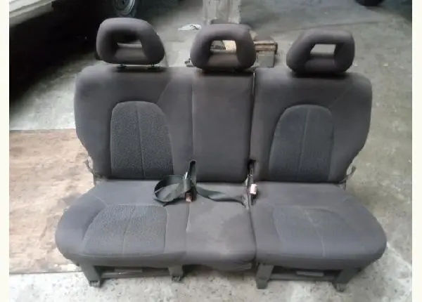 Bancos traseiros da mercedes classe a 160, 190