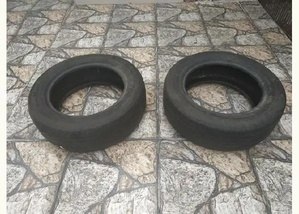 2 pneus