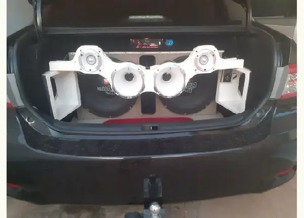 Som automotivo personalizado super novo.