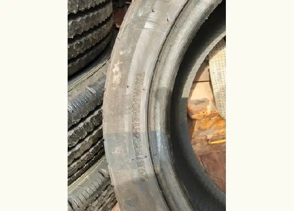 Pneus 225/55/17 novos