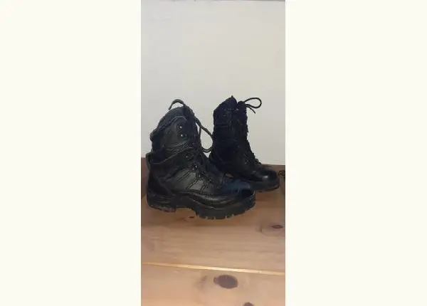 Bota de couro impermeável!