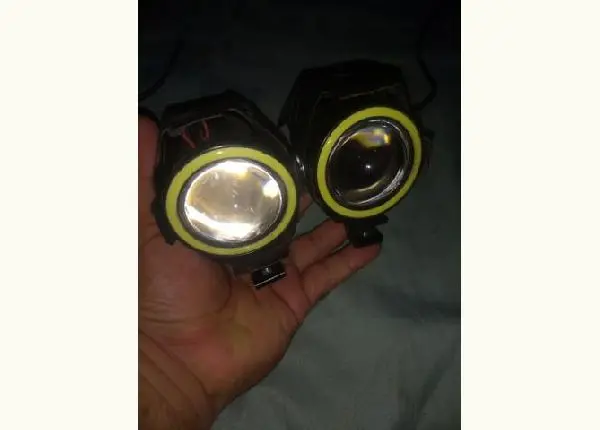 Vendo farol de milha angel p/moto $80- VALOR NÃO NEGOCIAVEL !