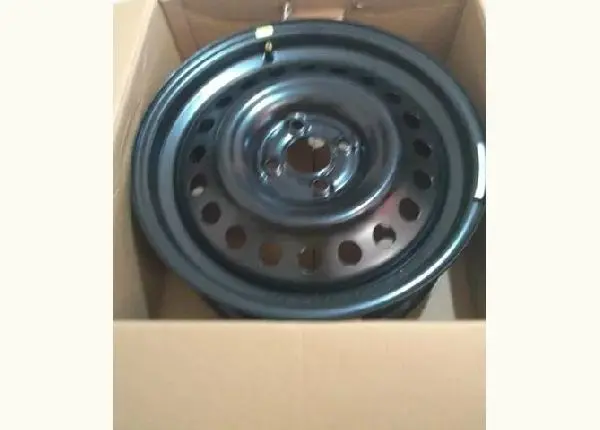 Rodas de Ferro com Calorias Nissan Kicks 2020