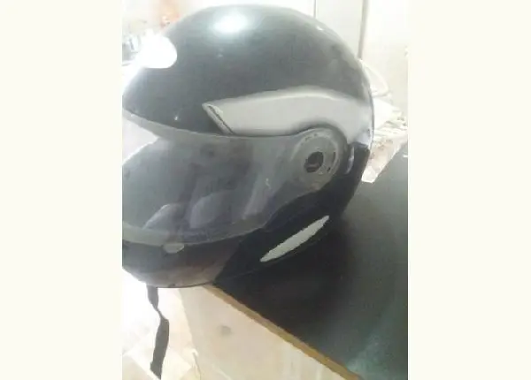 Capacete