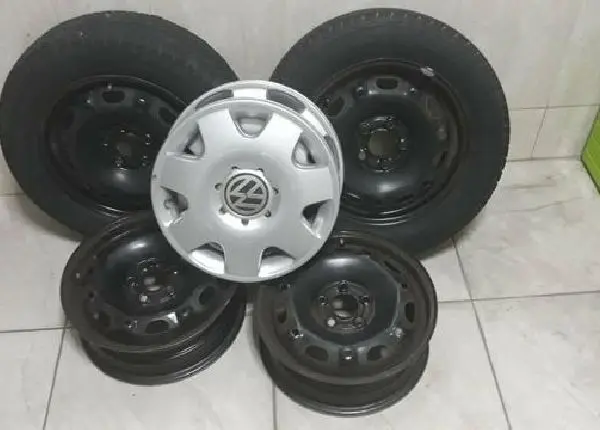 4 rodas de fox aro 14 + 2 pneus + jogo de calotas