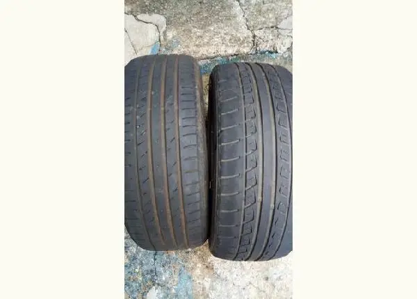 Par de Pneus Aro 17 55% Borracha